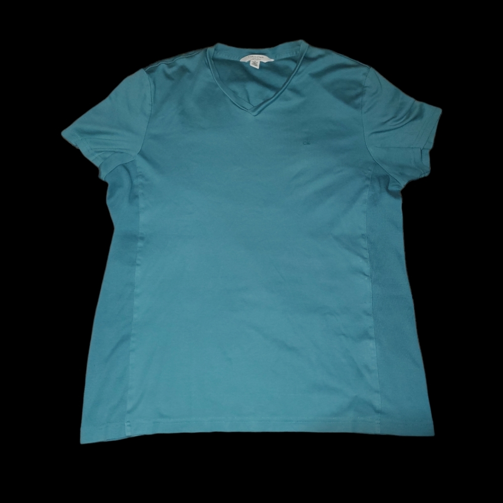 🔥 Calvin Klein V Neck T-Shirt
